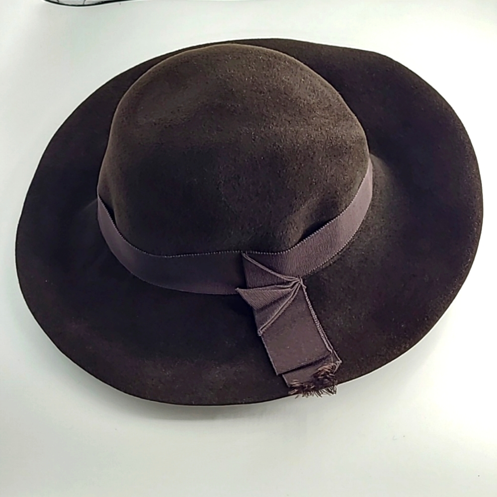 Tracy Watts New York Felt Wide Brim Hat